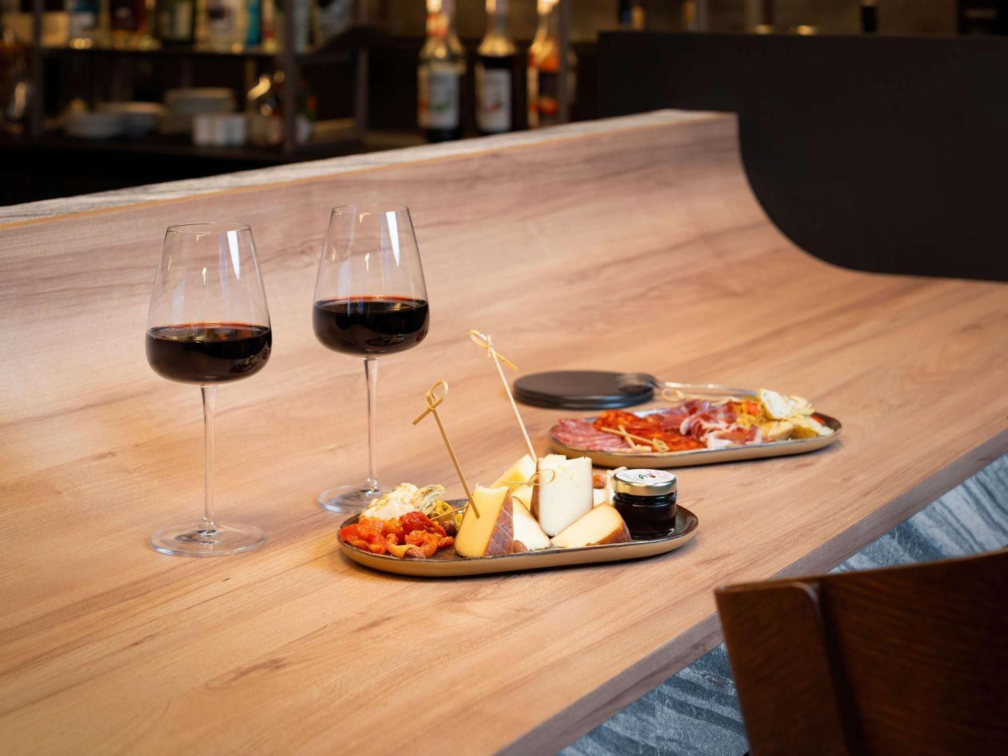 Mercure Libourne Saint Emilion Экстерьер фото